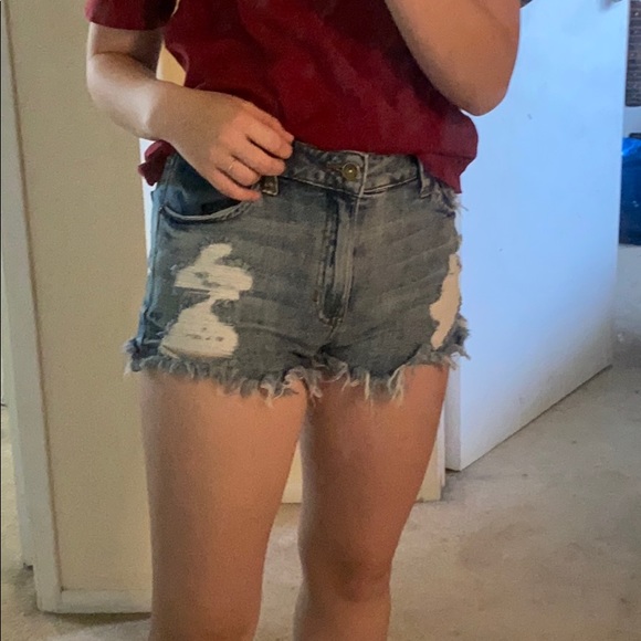 Jean Shorts - Picture 2 of 3